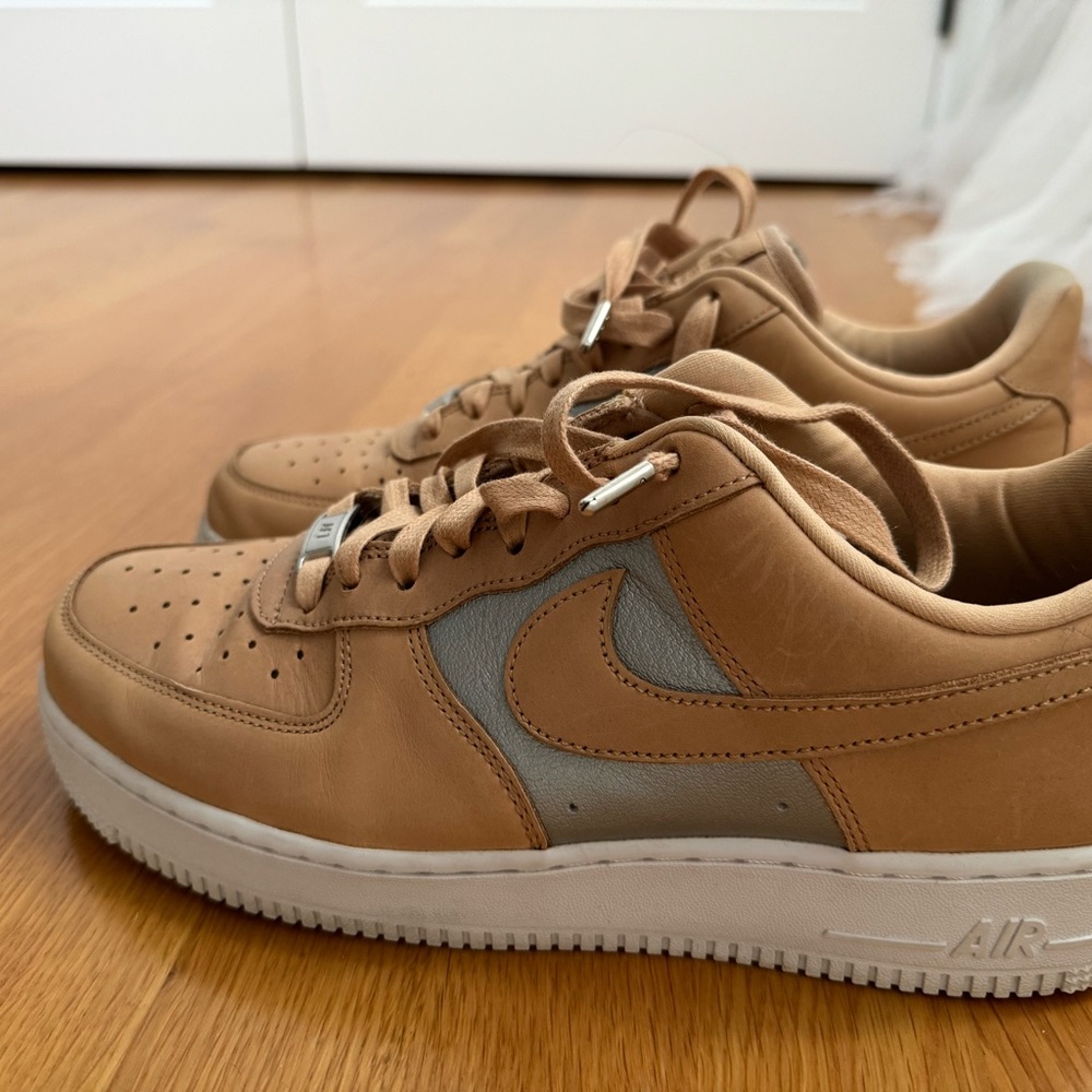 Women’s Nike Air Force One 10.5